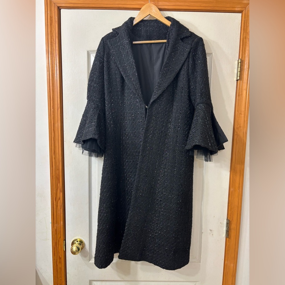 Wool coat mesh sleeves